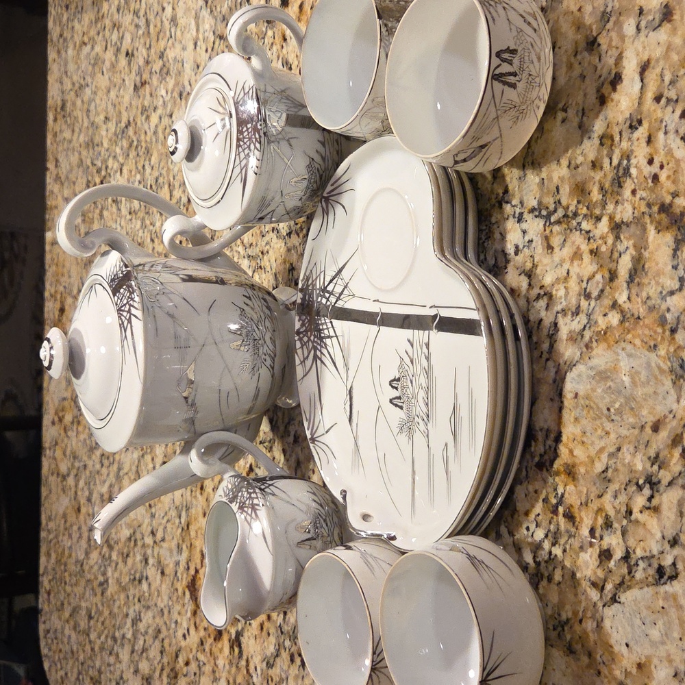 Vintage Arita Handpainted Japanese Tea Set